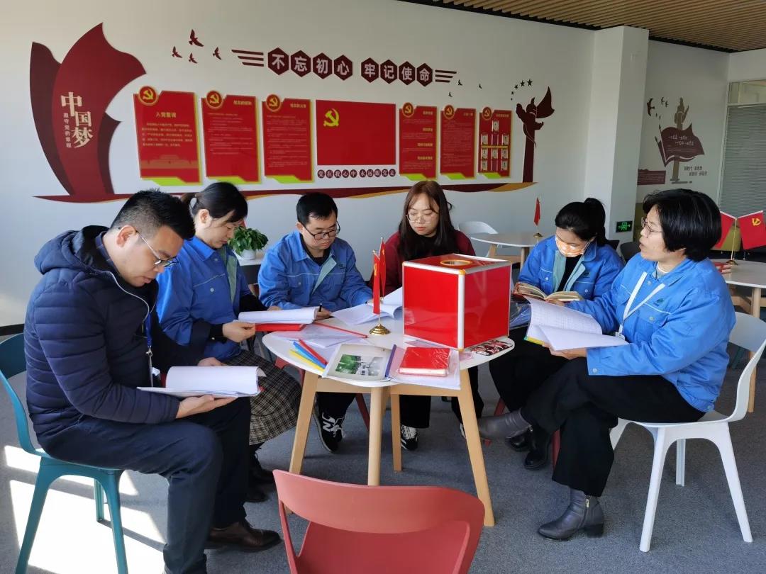 无锡今年会党支部发挥党员先锋模范作用，开工首日提出党建工作新要求